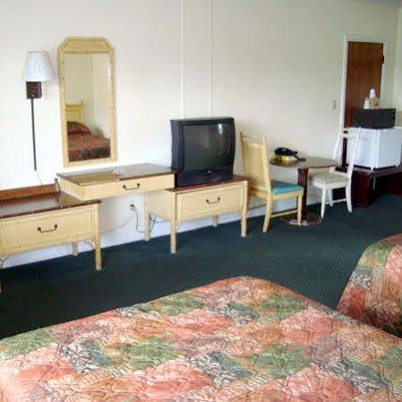 Town House Motel Tupelo Luaran gambar