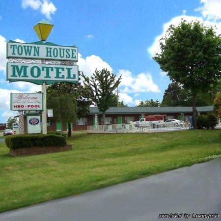 Town House Motel Tupelo Luaran gambar
